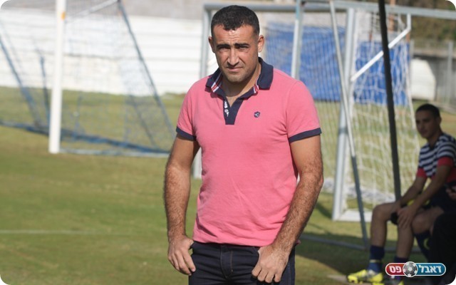 ואסים עבאס מאמן באקה (צילום: שלומי גבאי)